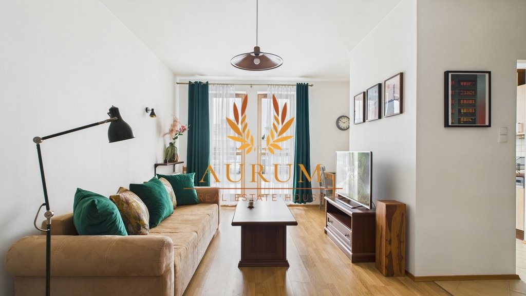 Przestronne 2 pokoje z balkonem, klimatyzacją i garażem Warszawa, Wilanów, Miasteczko Wilanów, św. Urszuli Ledóchowskiej  56m2 Foto 1