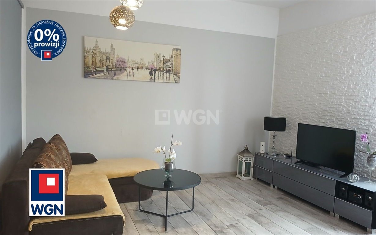 Mieszkanie dwupokojowe na sprzedaż Koło, Mickiewicza  45m2 Foto 1