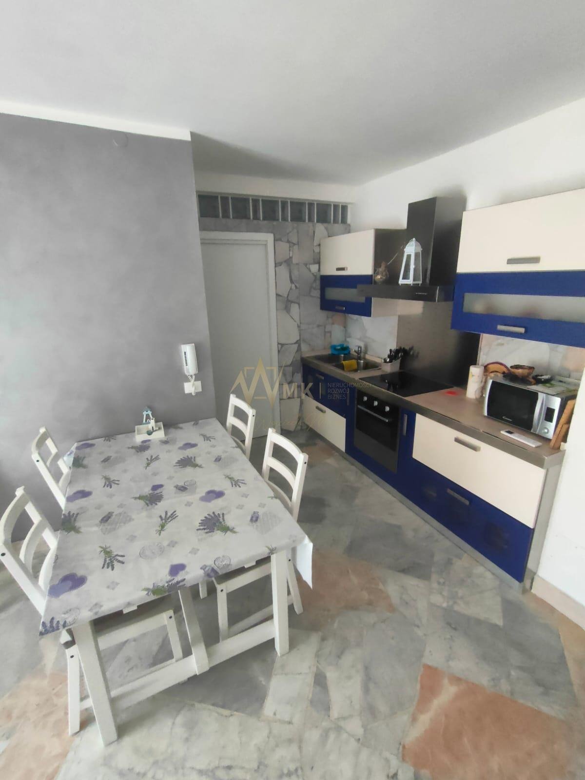 Mieszkanie dwupokojowe na sprzedaż Włochy, Gerano  40m2 Foto 1