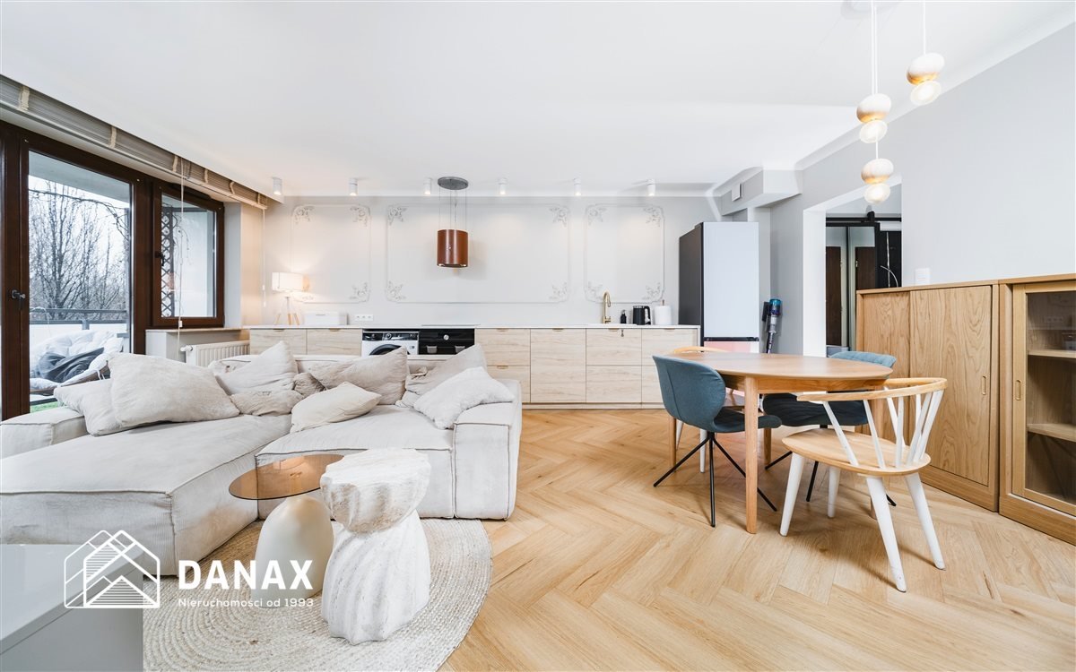 Komfortowe 2-pokojowe mieszkanie z balkonem, klimatyzacją i garażem Kraków, Podgórze, Stare Podgórze, Parkowa  44m2 Foto 1