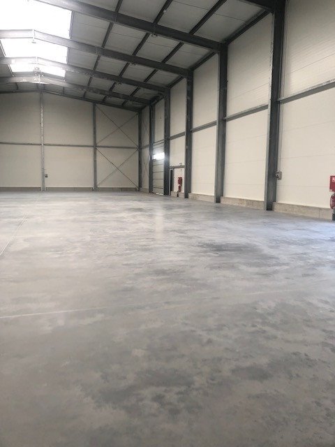 Polecam magazyn 1100m² z biurem, ogrzewaniem i placem w Falentach Falenty Nowe, Falenty Nowe  1 100m2 Foto 1