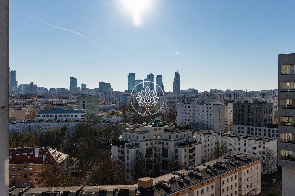 Widok na Warszawę, klimatyzacja, 2 balkony, miejsce w cenie polecam Warszawa, Śródmieście, Pokorna  80m2 Foto 1