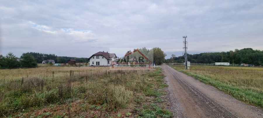 Działki budowlane w Czersku, 1507 m², w drugiej i trzeciej linii Czersk  1 507m2 Foto 1