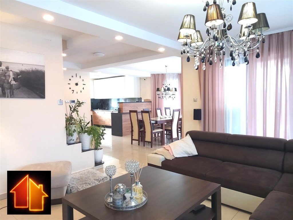 Przestronny dom 189 m² na dużej działce w Żorach Żory, Żytnia  181m2 Foto 1