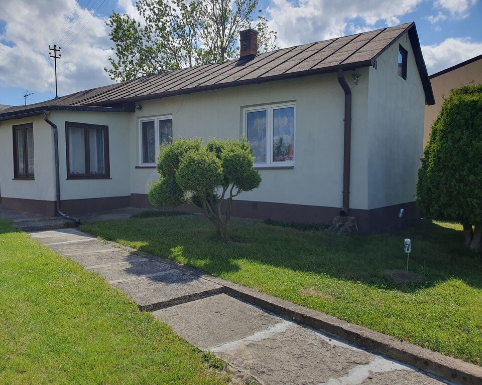 Urokliwy dom na wsi z dużą działką i zabudowaniami Rękoraj  72m2 Foto 1