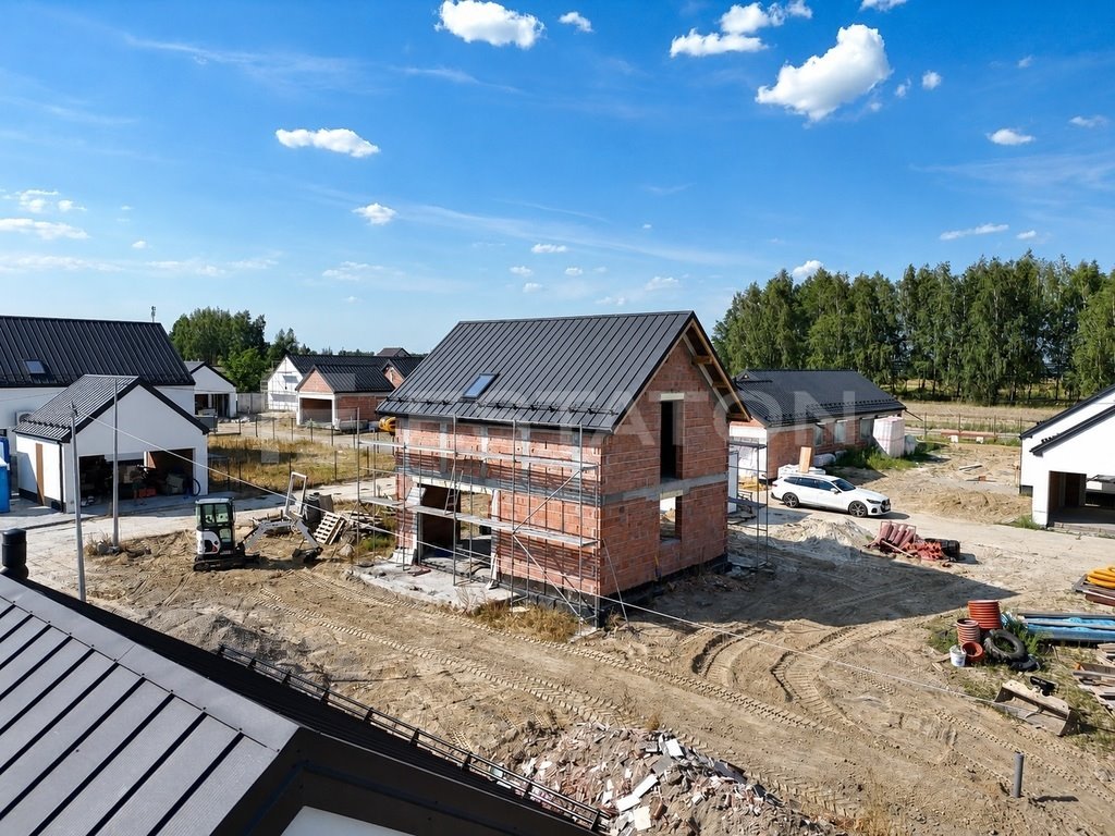 Nowoczesny dom 88 m² w Bratkowicach (standard pod klucz): Bratkowice