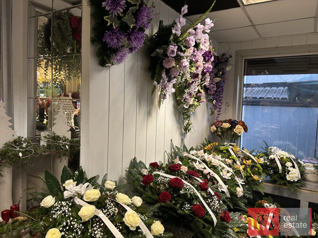 Kwiaciarnia na Żoliborzu, 87 m2, prosperująca, wyposażona Warszawa, Żoliborz, Powązkowska  87m2 Foto 1