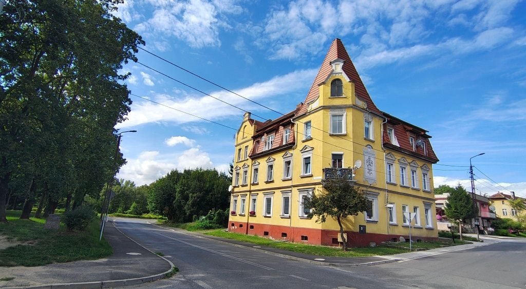 Polecam 3-pokojowe mieszkanie 61,8 m² z garażem w Pieńsku Pieńsk  62m2 Foto 1
