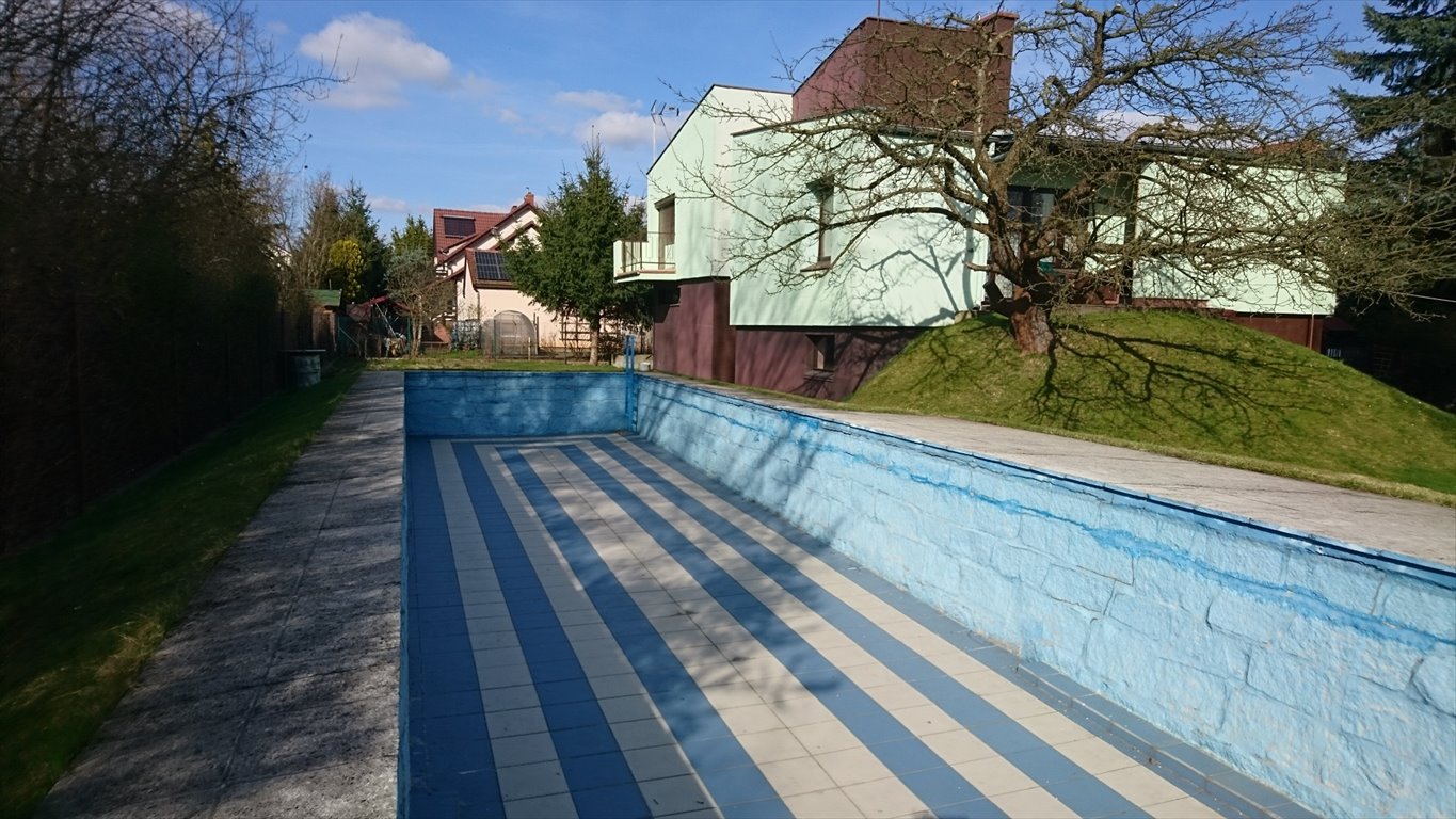 Dom z basenem i dużą przestrzenią w spokojnej okolicy Wrocław, Fabryczna, Stabłowice, Świeża 9A  200m2 Foto 1
