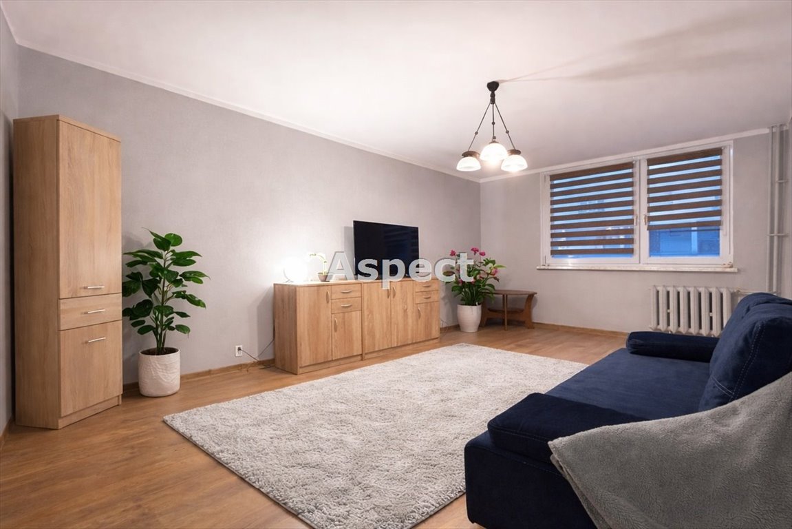 Przestronna kawalerka z windą, blisko parków i komunikacji Zabrze, Osiedle Kotarbińskiego  32m2 Foto 1