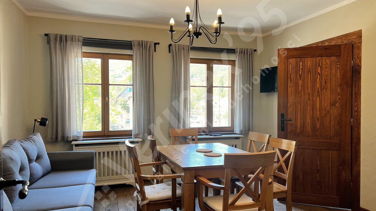 Inwestycja w Szklarskiej Porębie: 7 apartamentów z historią Szklarska Poręba  375m2 Foto 1