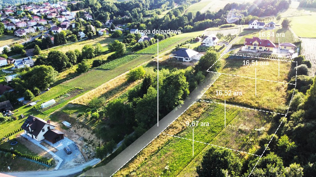 Działka pod dom z widokiem, media, decyzja o zabudowie Błażowa  1 652m2 Foto 1