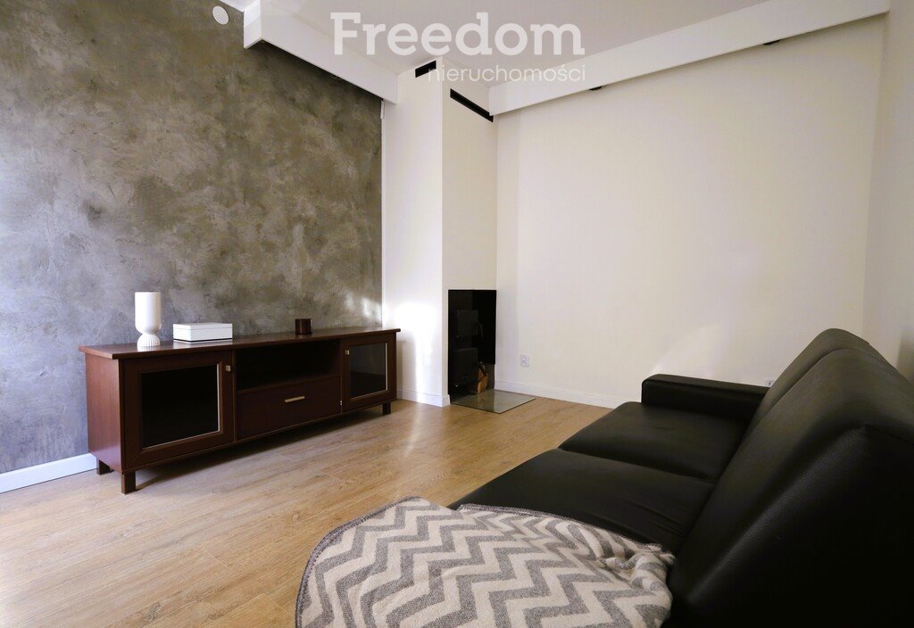 Funkcjonalne 31,14 m² bezczynszowe mieszkanie z kominkiem polecam: Brodnica