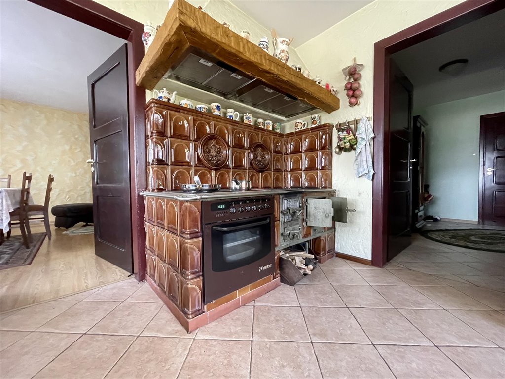 Przestronny dom z ogrodem, garażami i ziemią w Lubielu Lubiel  450m2 Foto 1