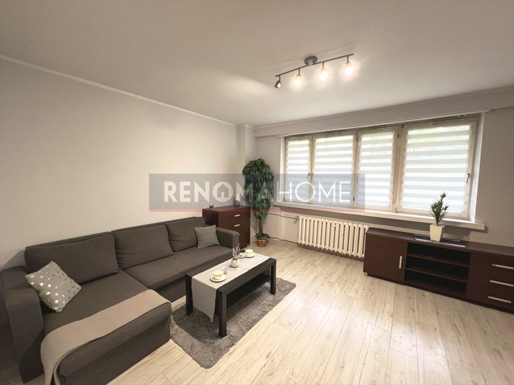 Kawalerka na sprzedaż Wałbrzych  32m2 Foto 1