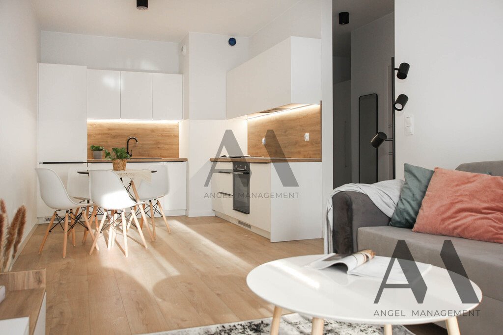 Nowoczesny apartament 2 pok. z balkonem, garaż i spa w centrum: Wrocław: Walońska