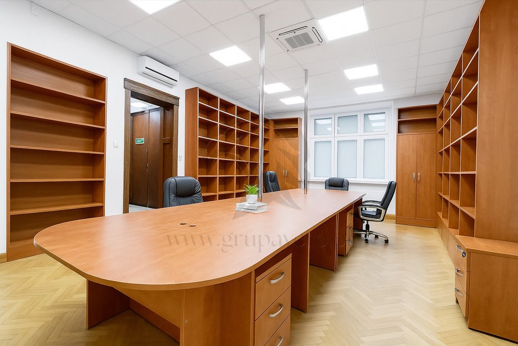 Lokal użytkowy na sprzedaż Łódź, Śródmieście, Śródmieście  194m2 Foto 1