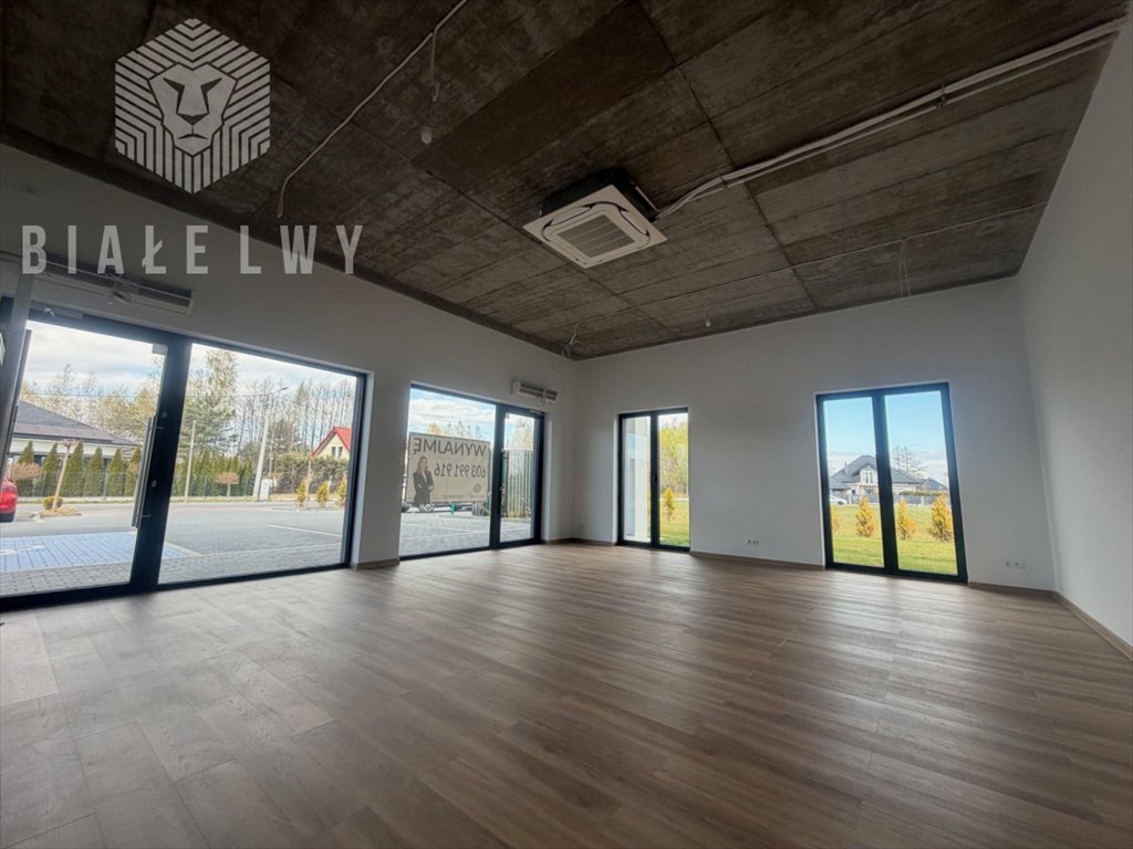 Wynajmę nowoczesny lokal 73 m² w Prażmowie z witrynami Prażmów, Piotra Czołchańskiego  73m2 Foto 1