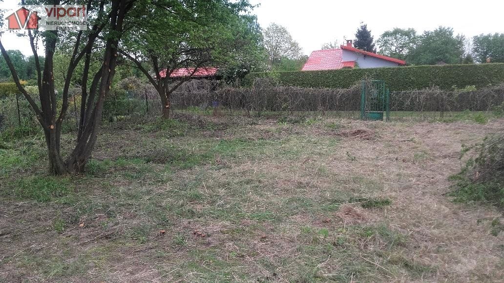 Działka rekreacyjna 740 m² z altaną i drzewami owocowymi Tychy, Wilkowyje  740m2 Foto 1