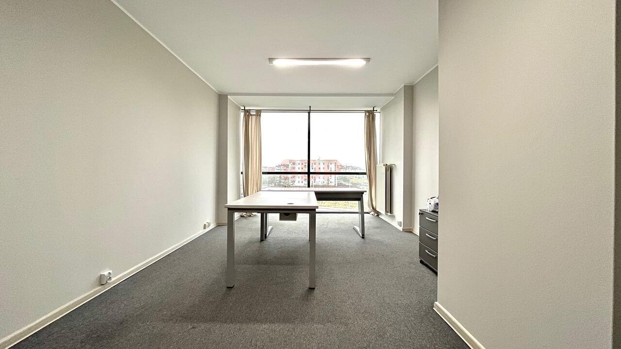 Nowoczesny lokal biurowy 19,5 m2 z windą i parkingiem Wrocław, Fabryczna, Muchobór Wielki, Mińska  20m2 Foto 1