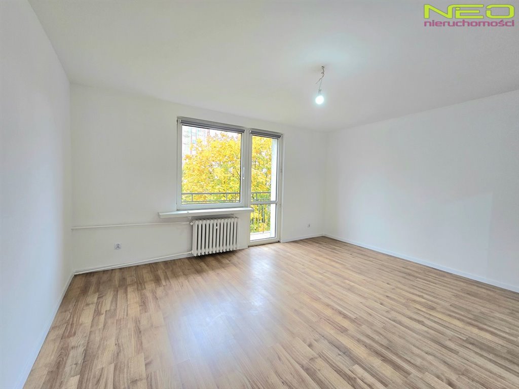 Dwupokojowe mieszkanie po remoncie z dużym balkonem - polecam! Częstochowa, Tysiąclecie  54m2 Foto 1