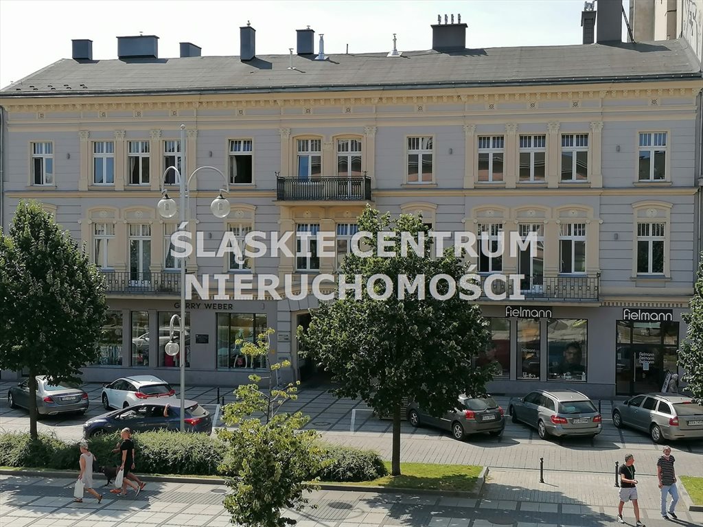 Polecam funkcjonalny lokal biurowo-usługowy 33 m² z balkonem w centrum Częstochowy Częstochowa, Centrum, Aleja Najświętszej Marii Panny  33m2 Foto 1