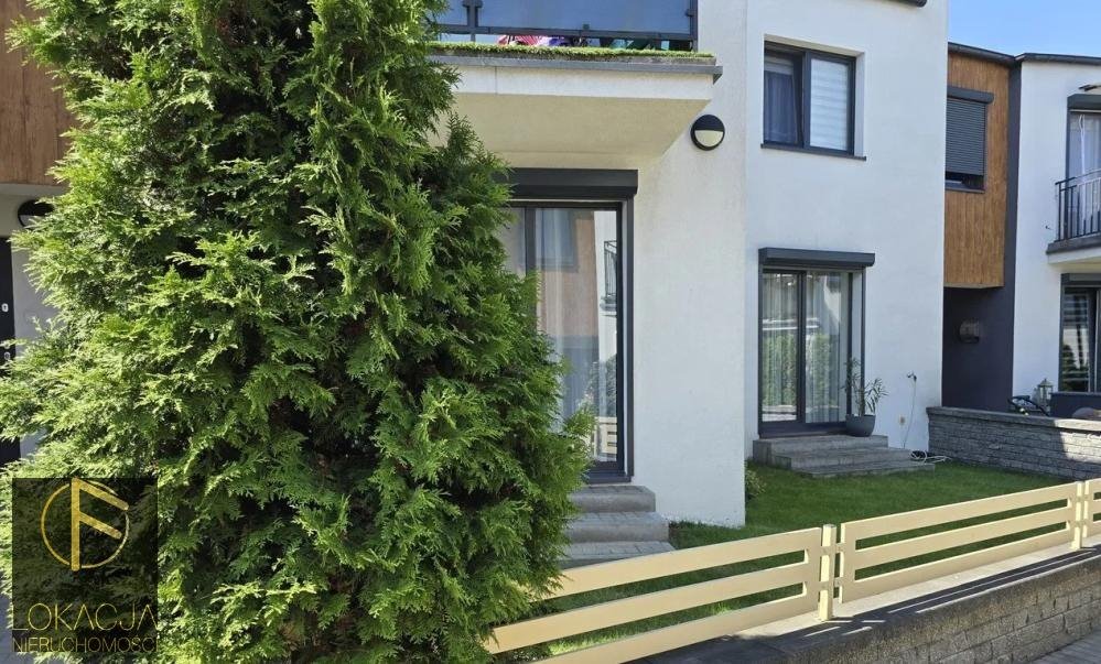 Mieszkanie trzypokojowe na sprzedaż Kalisz  67m2 Foto 1