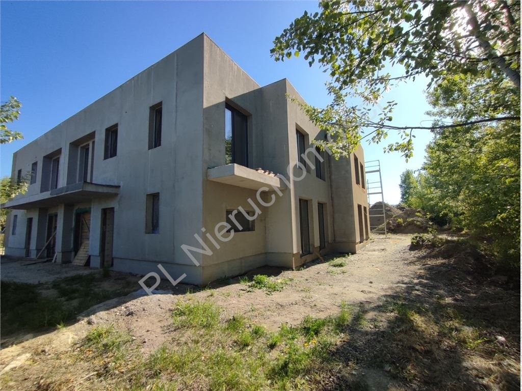 Segment z garażem i 4 sypialniami w zielonej okolicy Chrzanów Mały  140m2 Foto 1