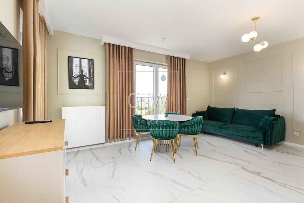 Mieszkanie dwupokojowe na wynajem Grójec, Jana Pawła II  47m2 Foto 1