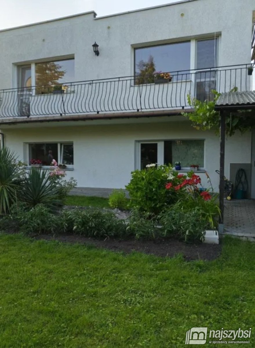 Zapraszam do domu z dwoma wejściami, tarasem i ogrodem w Kołobrzegu Kołobrzeg  216m2 Foto 1