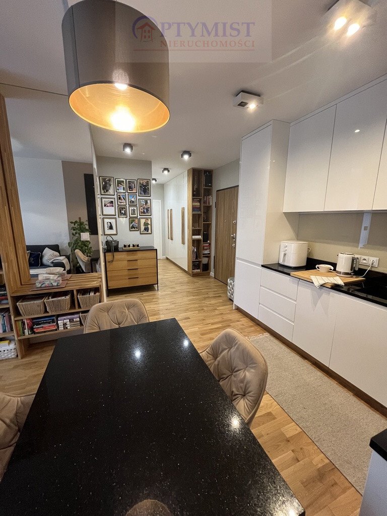 Wynajem 3-pok. z tarasem, ogródkiem, wysokim standardem Warszawa, Ursynów, Stokłosy, Fort Służew  55m2 Foto 1