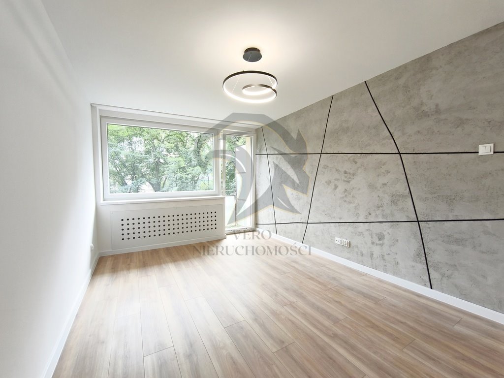 2-pokojowe mieszkanie 47 m² w Łodzi Bałuty - po remoncie: Łódź Bałuty: Limanowskiego