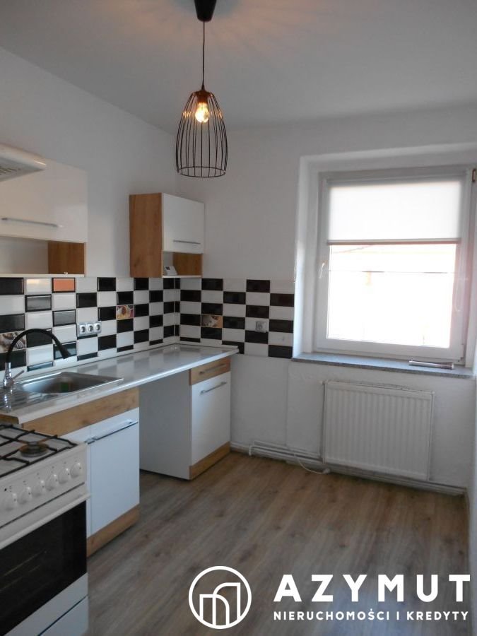 Na sprzedaż przestronne 2-pokojowe mieszkanie z ogródkiem i garażem Jawor  50m2 Foto 1