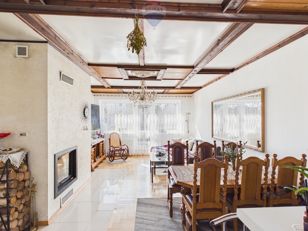 Przestronny dom z tarasem, garażem i blisko plaży Ustka, 11 Listopada  154m2 Foto 1