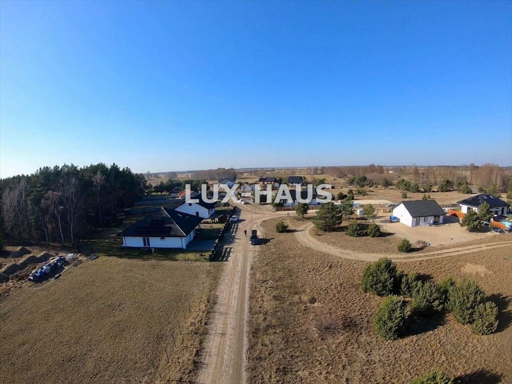 Działka budowlana z mediami, warunki zabudowy, atrakcyjna cena Kobylarnia  1 173m2 Foto 1