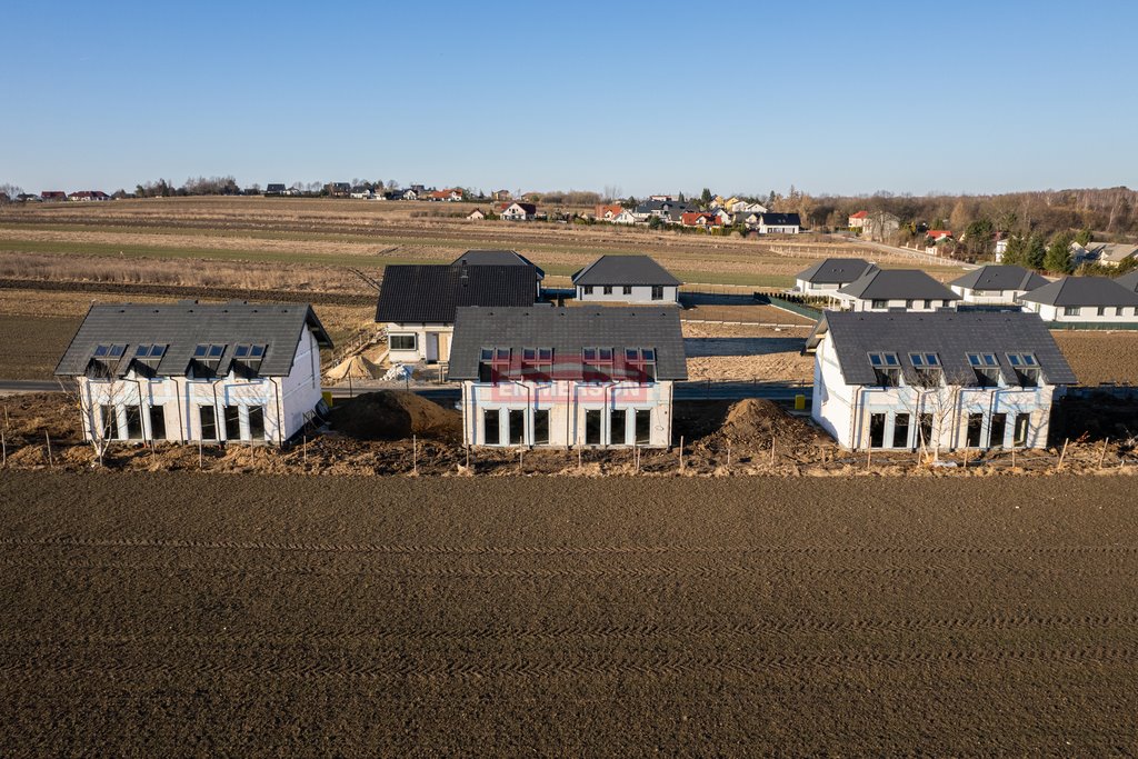 Dom z ogródkiem i strychem w Bębło, 65,31 m2 Bębło  65m2 Foto 1