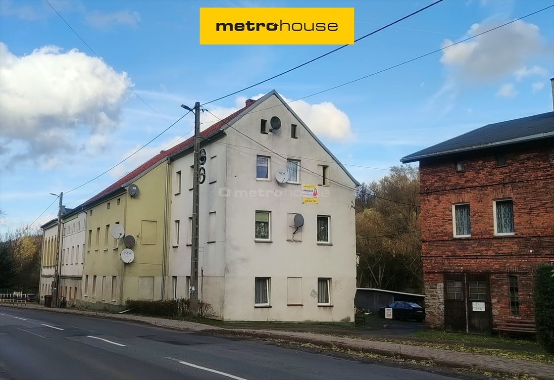 Mieszkanie trzypokojowe na sprzedaż Głuszyca Górna, Kłodzka  45m2 Foto 1