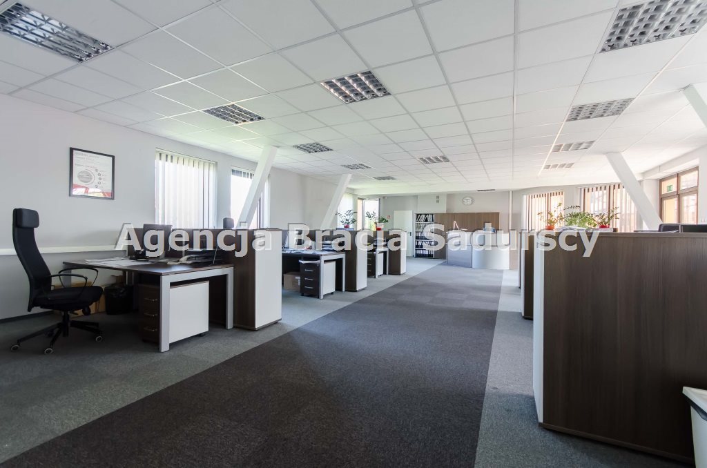Lokal użytkowy na wynajem Kraków, Krowodrza, Henryka Pachońskiego 460m2 Foto 1 Lokal użytkowy na wynajem Kraków, Krowodrza, Henryka Pachońskiego 460m2 Foto 1