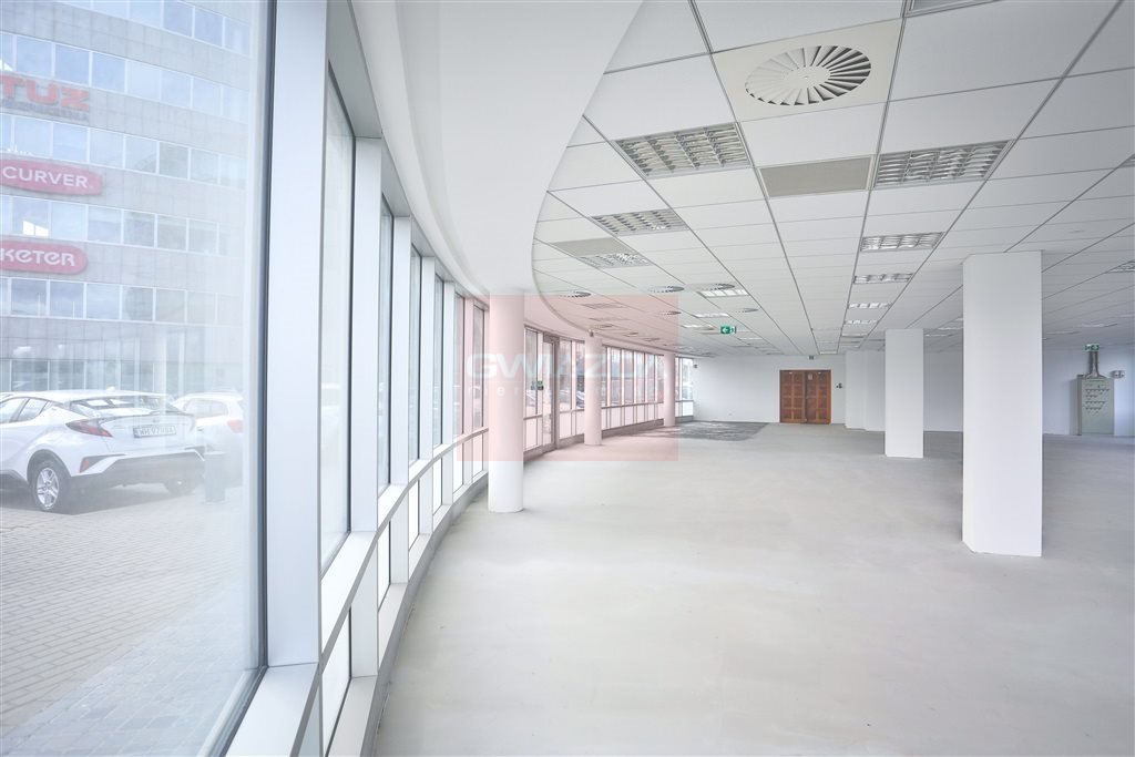Nowoczesne biuro 292 m² w kompleksie z zielonym otoczeniem Warszawa, Włochy  292m2 Foto 1