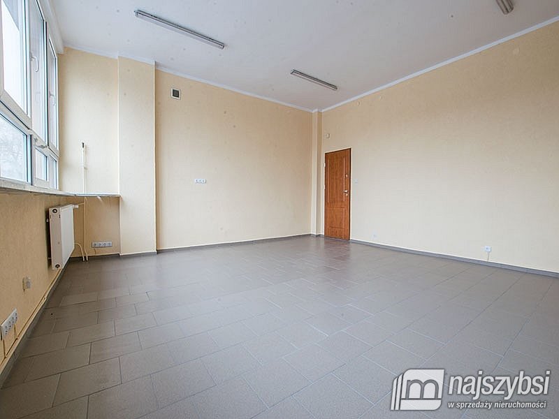 Lokal użytkowy na wynajem Goleniów, Centrum  30m2 Foto 2