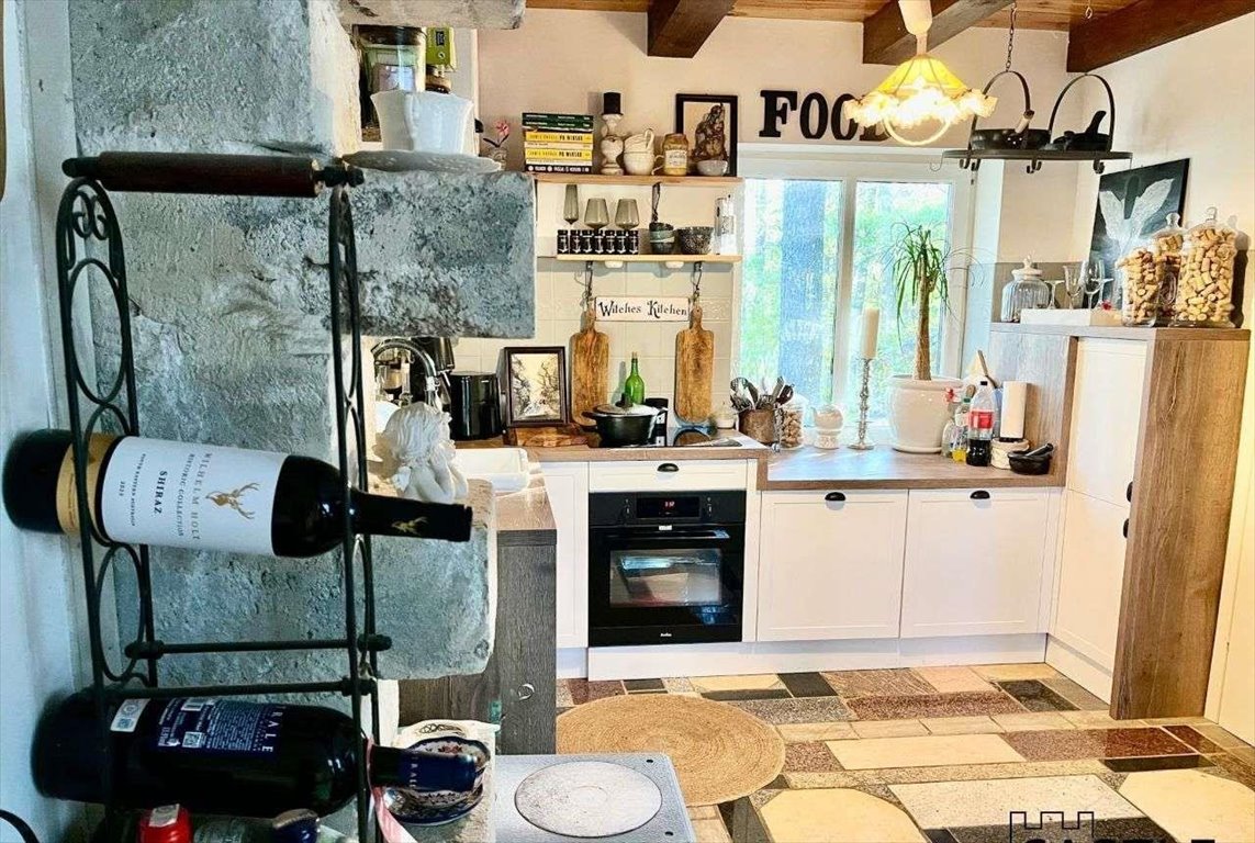 Urokliwy dom z zabytkowym sufitem i widokiem na jezioro Borkowo  80m2 Foto 1