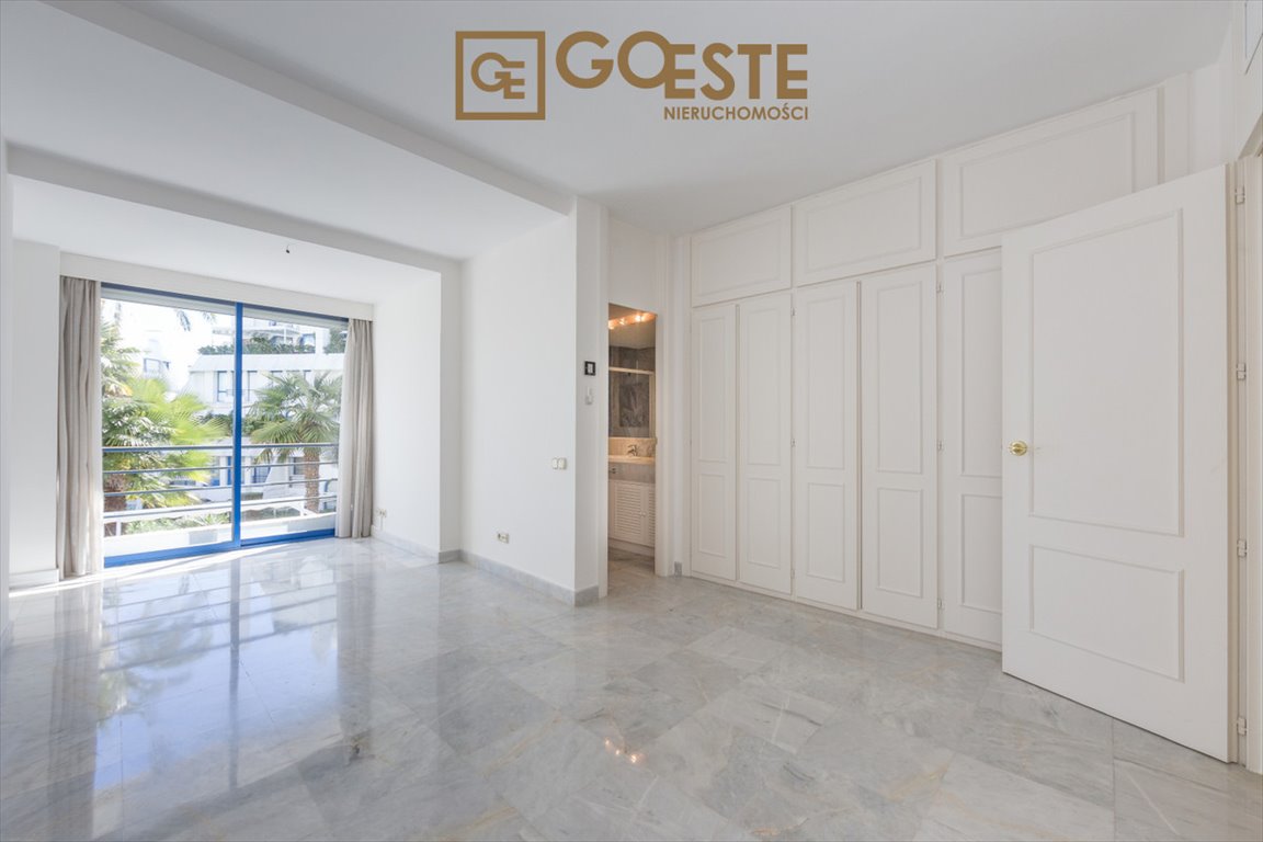 Mieszkanie czteropokojowe  na sprzedaż Hiszpania, Marbella  266m2 Foto 9