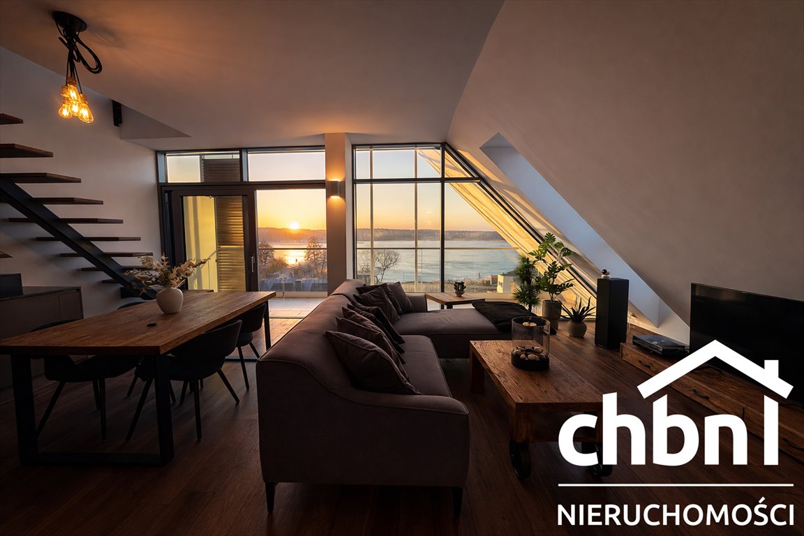 Apartament z panoramicznym widokiem na jezioro i marinę Charzykowy  102m2 Foto 1