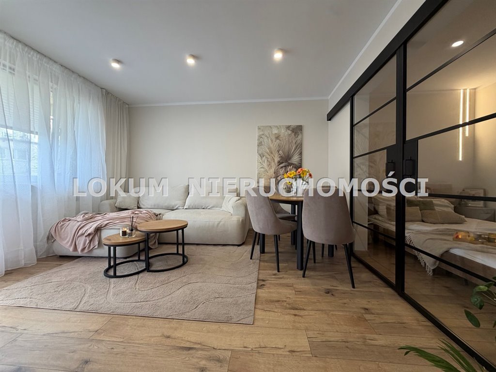 Nowoczesne 49 m² mieszkanie z balkonem w centrum Jastrzębia. Jastrzębie-Zdrój, Osiedle Pionierów, Pomorska  49m2 Foto 1