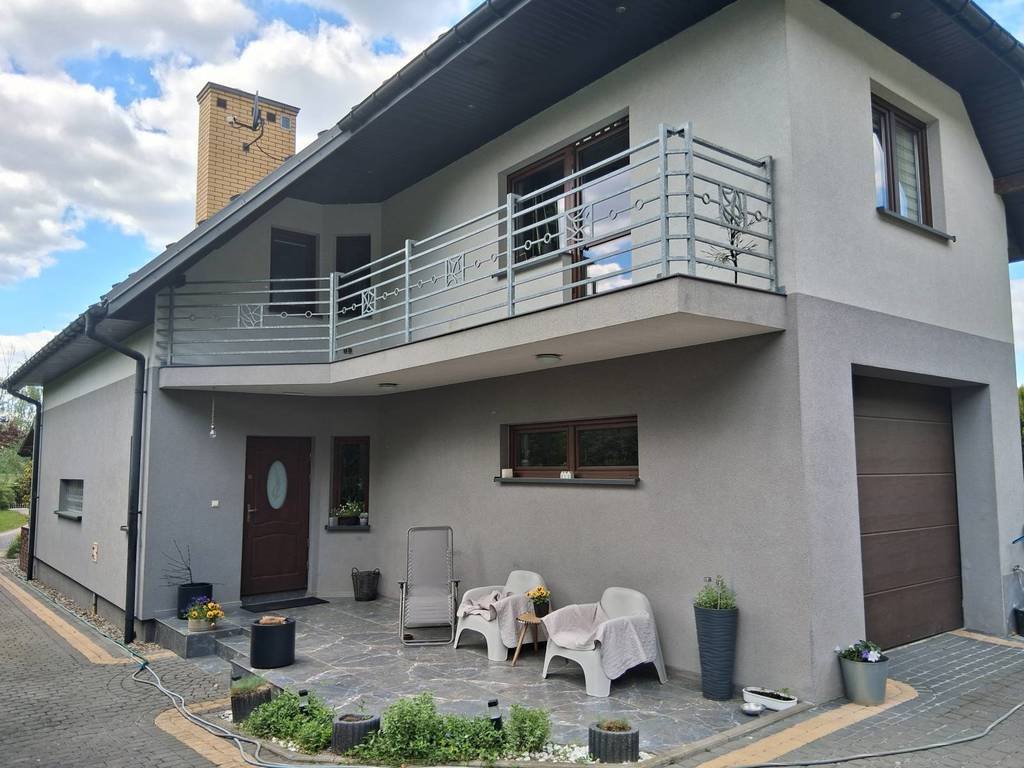 Nowoczesny dom 130m2 z garażem i ogrodem w Parchatce Parchatka  130m2 Foto 1