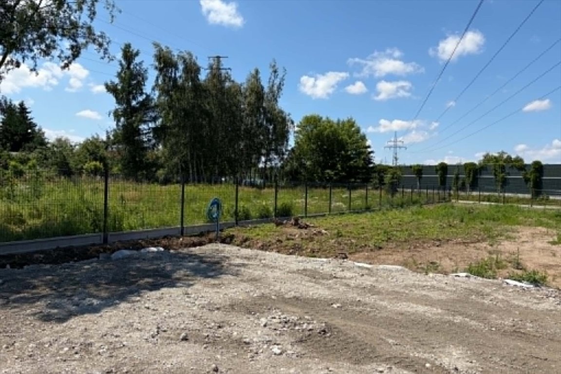 Działka usługowa 1069 m2 z mediami, parking i garaże Kopanka, Skawińska  1 069m2 Foto 1