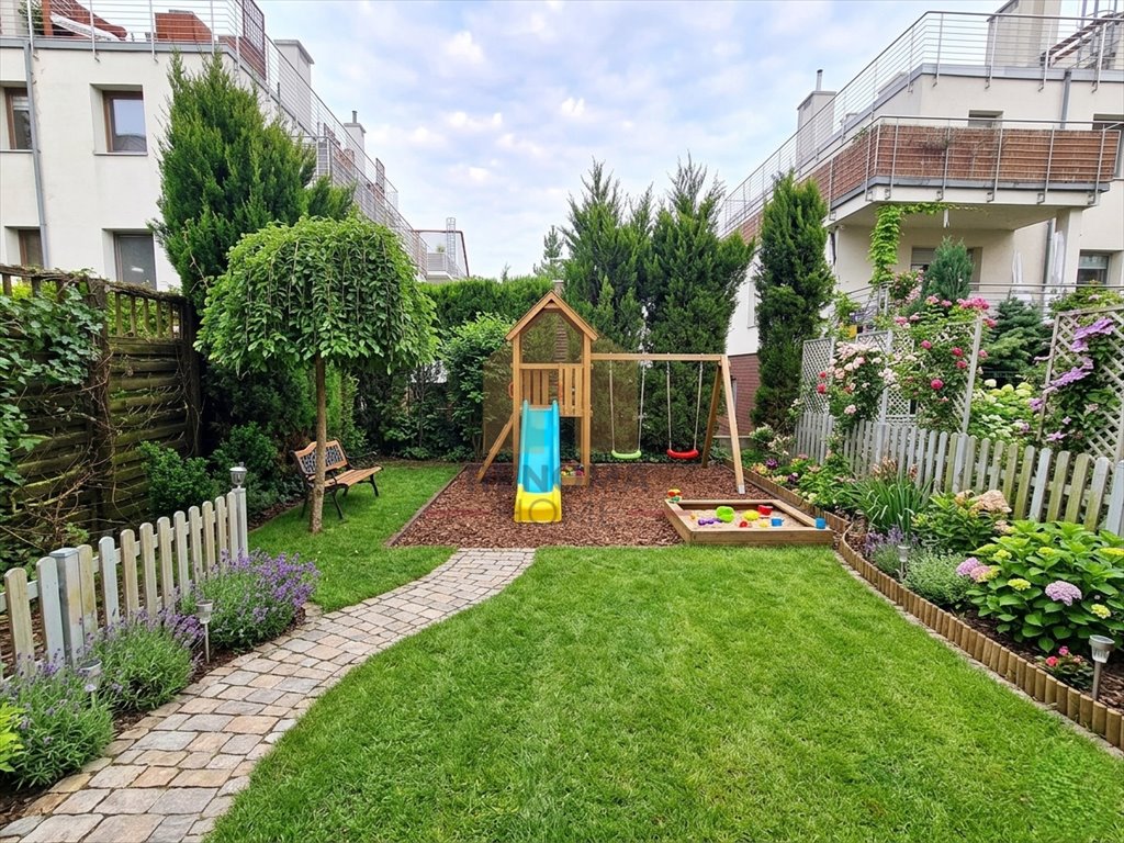 Przestronne 3 pokoje z ogrodem i tarasami w Krzykach Wrocław, Krzyki  79m2 Foto 1