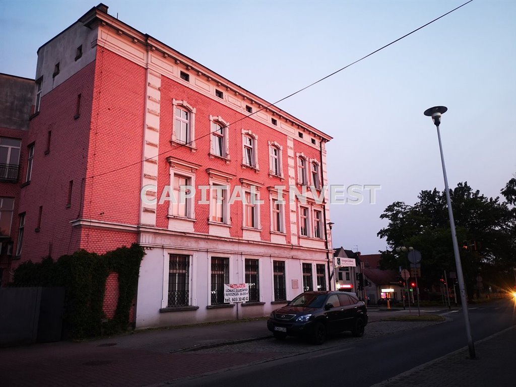 Lubliniec, 16 lokali, inwestycja z parkingiem (własne i ogólnodostępny) Lubliniec  1 000m2 Foto 1