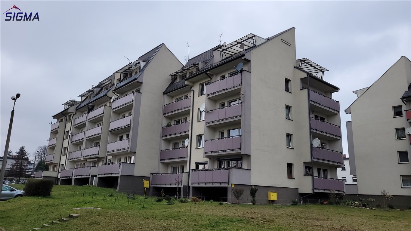 Mieszkanie dwupokojowe na sprzedaż Piekary Śląskie, Pod Lipami  48m2 Foto 1