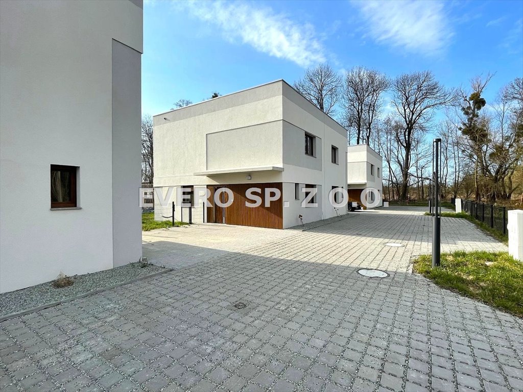 Nowoczesny segment 5 pokoi z ogrodem i 2 miejscami parkingowymi Wrocław, Psie Pole, Białych Goździków  87m2 Foto 1